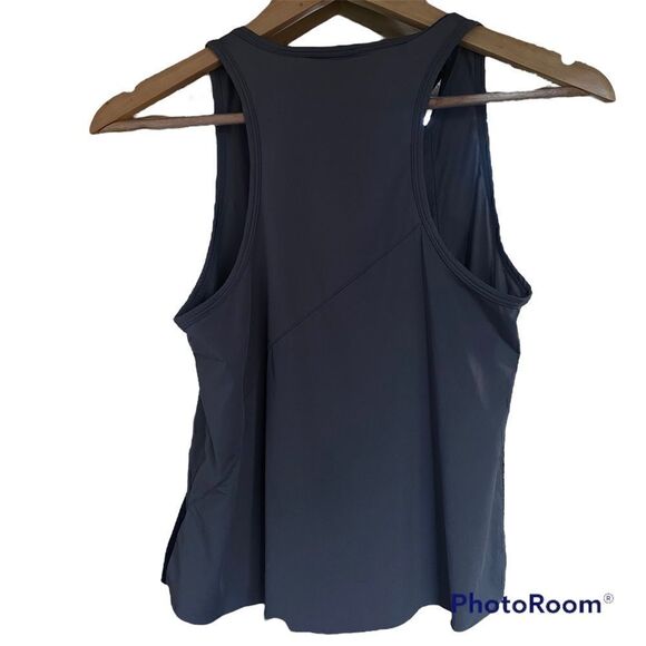 Gymshark athletic crop top tank - Picture 2 of 10